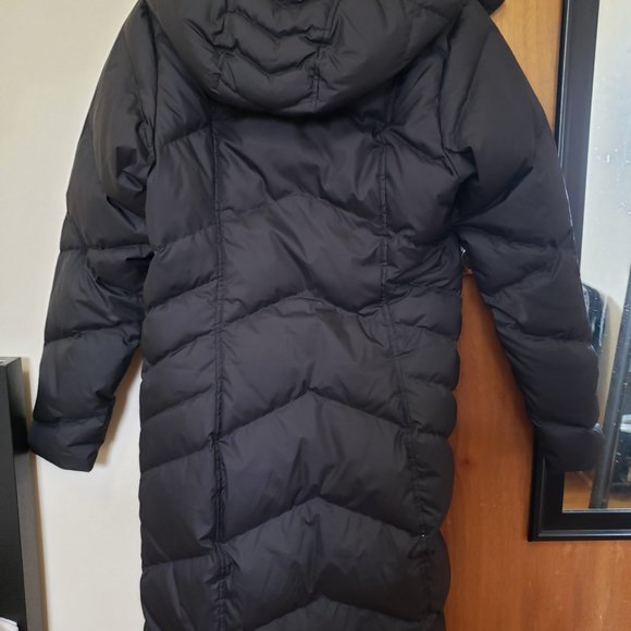 Patagonia Women's Down With It parka - Picture 2 of 4